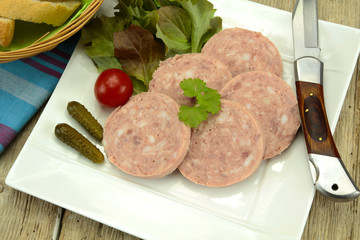 saucisson à l'ail