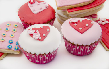 Butter cookiesn and cupcake
