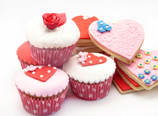 Butter cookiesn and cupcake