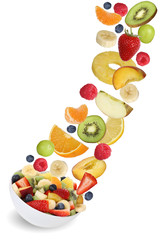 Fliegender Frucht Salat mit Früchte wie Orange, Apfel, Banane u