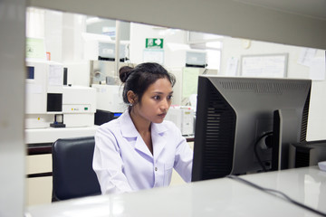 woman working in a laboratory