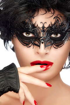 Beauty Fashion Model Woman Face in Black Masquerade Eye Makeup