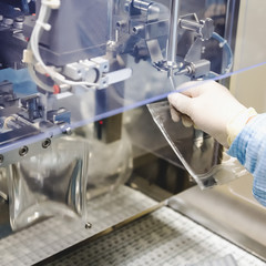 Operator work on infusion pharmaceutical industry