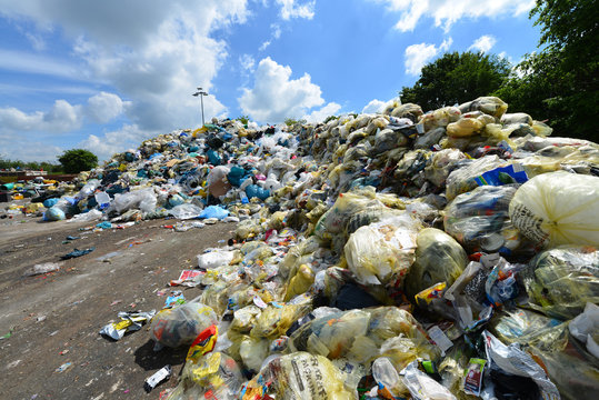 M&uuml;ll, Plastik, Deponie, Recycling, Wertstoff, Entsorgung