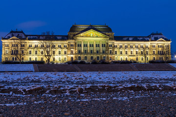 Fototapeta na wymiar Sächsisches Finanzministerium Dresden