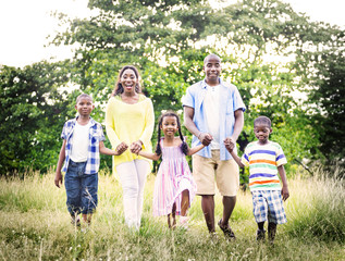 Obraz premium African Family Happiness Holiday Vacation Activity Concept