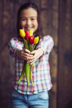 Giving tulips