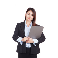 Young Asian businesswoman smile with folder