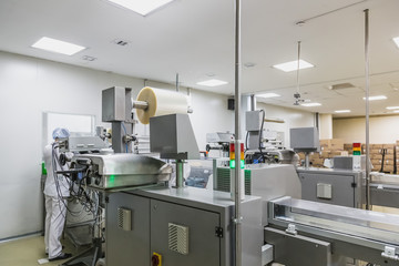 Automatic packing line of conveyor