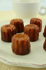 cannelés de bordeaux