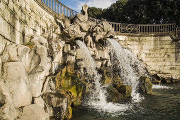 Fototapeta na wymiar Royal fountain