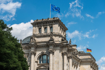 Obraz premium Reichstag in Berlin von Süden
