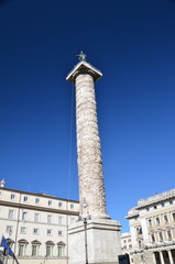 Fototapeta premium Column of Marcus Aurelius on the Piazza Colonna in Rome