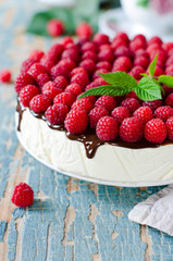 Cheesecake with raspberry and chocolate