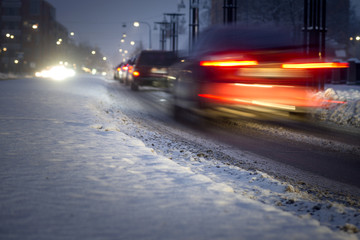 Evening winter raffic