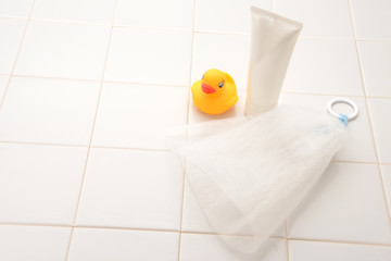 バスタイムイメージ―洗顔フォーム © takasu