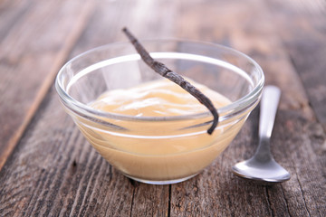 vanilla cream