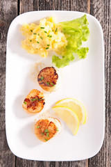 seared scallop