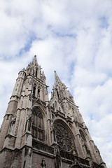 Fototapeta na wymiar cathédrale édifice catholique