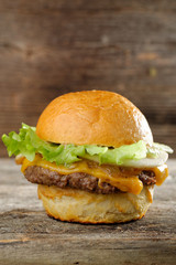 Gourmet cheeseburger