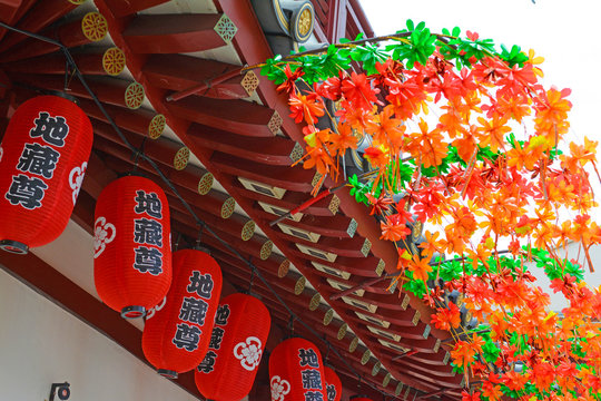 red paper lantern decoration at chinese temple in singapore