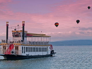 steamboat and hot air balloons