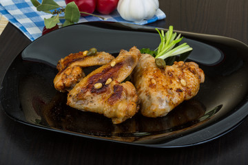 Roasted chicken wings