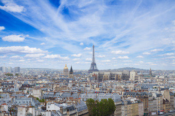 Fototapeta na wymiar skyline of Paris with eiffel tower