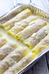 Cooking baked cannelloni