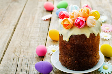Easter cake with multicolored flowers