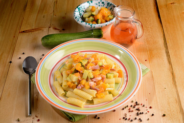 RIGATONI WITH BACON AND PUMPKIN ZUCCHINI