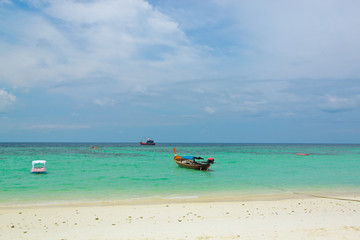 Fototapeta premium Taxi boat is waiting for tourist on Lipe island,Thailand