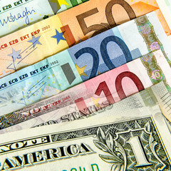 Euro und Dollar Geldscheine