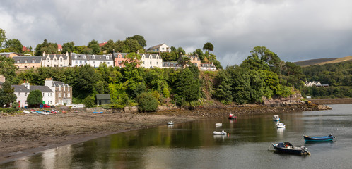 Fototapeta premium Portree Harbor View