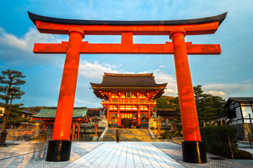 Fushimi Inari Taisha Shrine in Kyoto, - obrazy, fototapety, plakaty