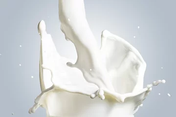Papier Peint photo autocollant Milk-shake Milk Splash