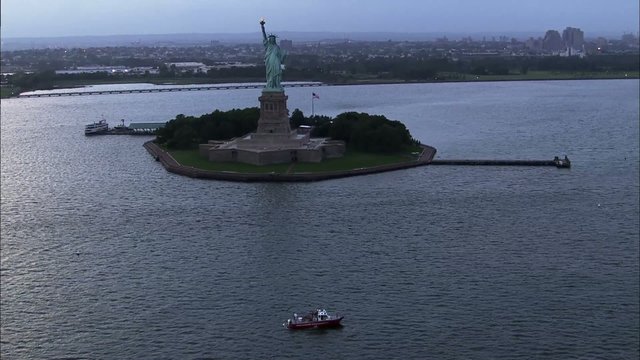 New York Statue Liberty FDNY
