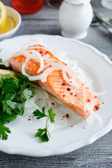 Salmon Fillet with lemon and parsley
