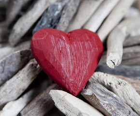 bois flotté et coeur de saint valentin
