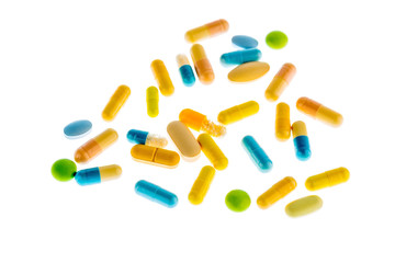 Tabletten auf hellem Hintergrund