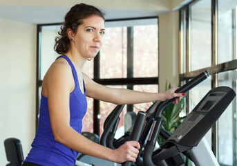 Fototapeta na wymiar Gym woman workout