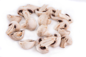 Sliced champignons.