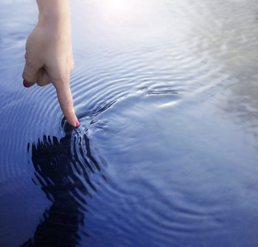 Finger And Water