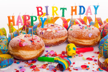 Berliner, Konfetti und Luftschlangen für Geburtstag oder Party