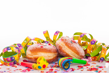 Berliner, Konfetti und Luftschlangen für Geburtstag oder Party