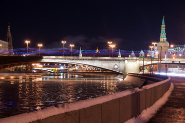 Fototapeta na wymiar Московские мосты