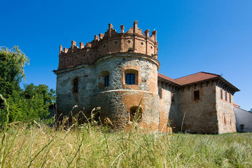Obraz premium Medieval old castle in Starokostiantyniv