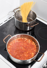 Spaghetti and sauce prepare