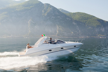 Fototapeta premium motor boat