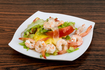 Shrimps with aloe vera salad